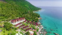 Fly Up Resort Hotels in Kien Hai District