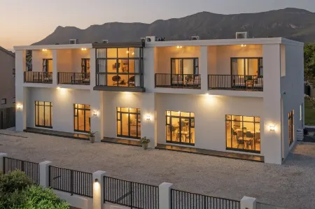 Glow Boutique Suites