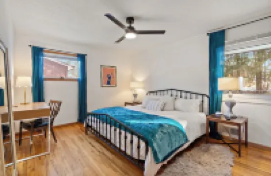 The Pine House: a cozy home for you & yours!
