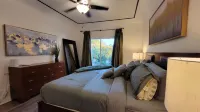 Chic 3-bedroom apartment near Carthay and 10 minutes to Rodeo Drive. A+ location