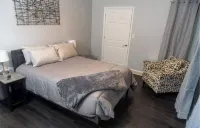 Corner Bungalow: Newly Renovated, Spacious & Open, Central & Convenient.