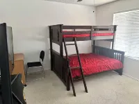 3-bedroom house in superb Glendale with AC, WiFi. Enjoy your stay Hotels in Glendale