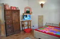 Well equipped house for 2 - 4 pers. and apartment for 2 pers. in the upper valley