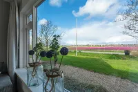 Spacious Villa with Garden