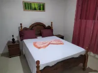 Casa Cabral : Big Apartment next to the beach Hôtels à : 