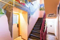 Four Bedrooms Over Looking Queens Gardens