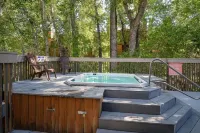 Discount from 11/05-12/19, Excellent Skiing, Walking Distance from the Condo