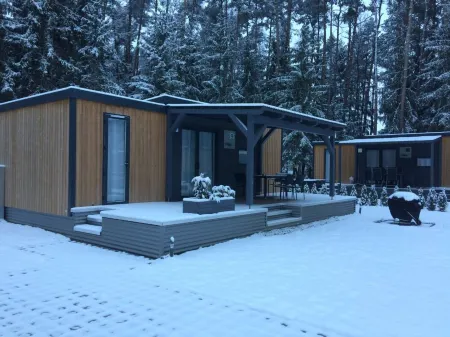 Modern mobile home with barrel sauna and whirlpool (WA104)