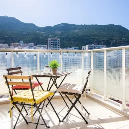 Luxury modern apartment with exceptional views!