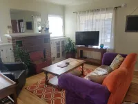 Three Bedrooms Two Baths sleeps 6 - Walking distance to Downtown Paso Robles