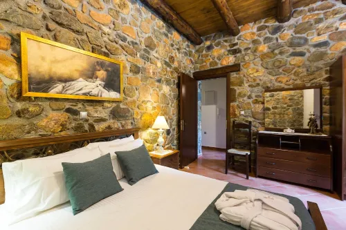 Spacious Villa in unspoilt nature directly by the sea - a paradise