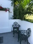 Panoramic views with room to roam in a relaxing environment.