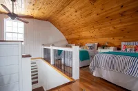 The Island Gales Cottage: Spacious Family Retreat in the Heart of Cavendish