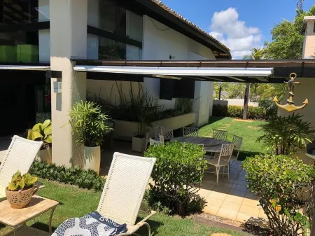 Large house, gated community in Guarajuba, with pool, barbecue !!! Отели рядом с достопримечательностью «Jenipabu»