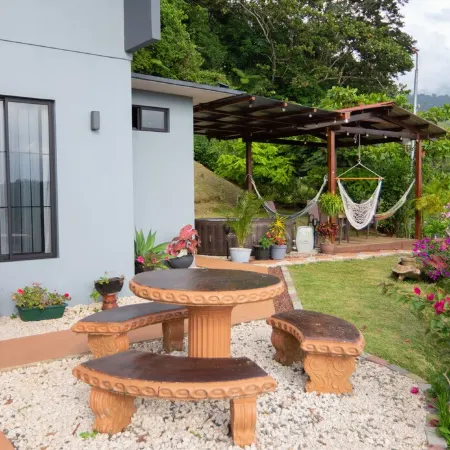 Splendid House with Jacuzzi surrounded by nature and incomparable tranquility