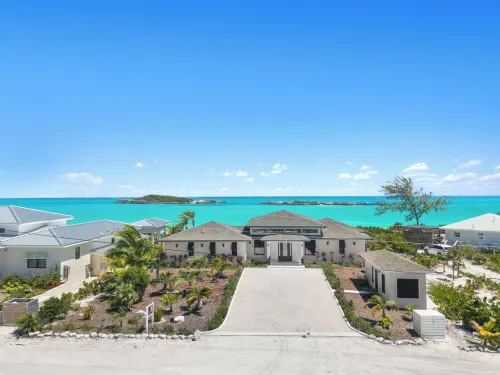 23Exuma | 5 Luxurious Bedrooms Each w/Private Bath | on Best Beach | Heated Pool