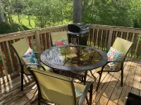 3 Bedrooms 5 Bed’s Upper Unit of Duplex Home Hotels in Kings County