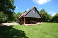 Tranquil Location and perfect family holiday home Fakenham otelleri