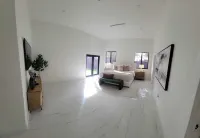 Massive rooms and living spaces.  Great for Hotels in der Nähe von Míami aquarium