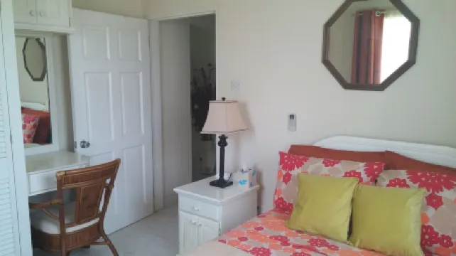 JersonApartment -Two-bedroom: A cozy home in the island paradise of Barbados.