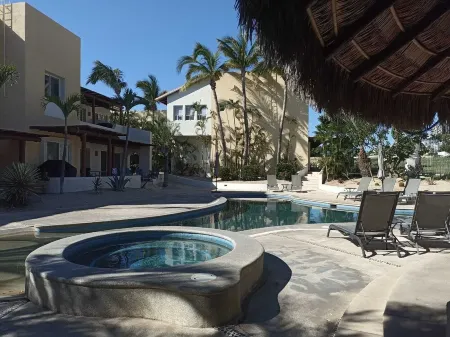 Las Quintas Condominium, San José del Cabo Отели рядом с достопримечательностью «Puerto Los Cabos»