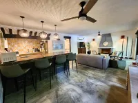 Stunning Condo! Gorgeous Suites Flamingos, Two Minute Walk to the Beach! A Gem!