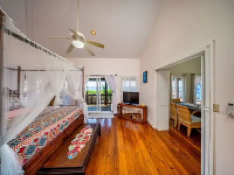 Coral Beach Retreat – Private Beachfront Escape Hotels in First Bight
