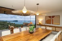 Modern Luxury, Fully Air-Conditioned, Saltwater Pool, Large Ocean Views