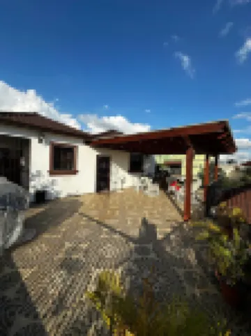 New Two bedroom apartment, totally equipped with a large covered Patio Hôtels à : 