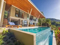 Tropical 4 Bedroom Luxury Home with Pool & Hot Tub サベグレのホテル