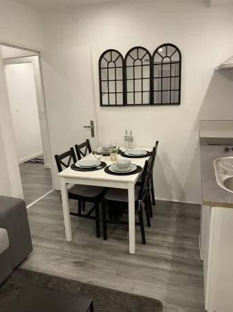 Superbe Appartement Avec Beau Coin Détente