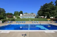 Kenlake State Resort Park - Pools
