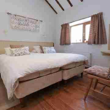 The Proven House Rooms