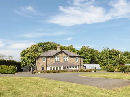 Deanrise Отели в г. Ньютон-он--Мур энд Сварленд