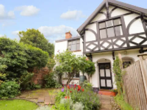 2 Ashby Place Hotels in 