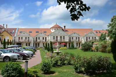 Ametiszt Hotel Harkány โรงแรมใน