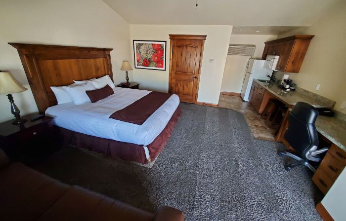CB&M Executive Suites
