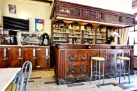 Logis Hôtel de France Hotels in Bielle