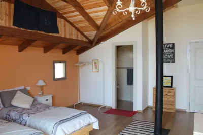 Off The Square Hotel di 