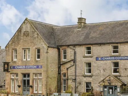 Dove Meadows House Отели в г. Веттон