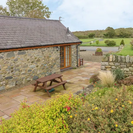 Lily Cottage