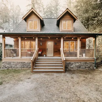 89gs - Hot Tub - Pets Ok - Wifi - Sleeps 4 1 Bedroom Home by RedAwning