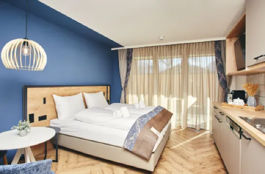 ホームバウンドアパートメンツ バッドゴイゼルン