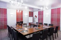 Logis le Bourguignon Hotels in Bèze