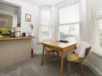 Y Castell Apartment 2 - parking