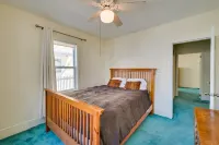 Boston Area Vacation Rental 3 Mi to Airport!