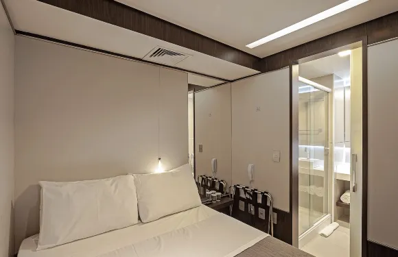 瓜魯由斯快睡 - 斯拉維耶羅酒店