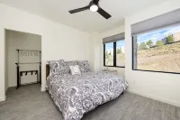 Ridgeview at Granby Ranch 3 Bedroom Townhouse by RedAwning - Parking