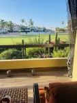 Walk to the Beach - BEAUTIFUL Spacious 2 BD Condo