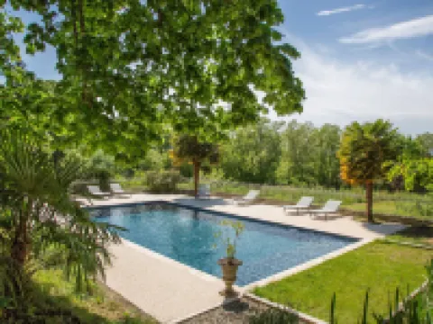 Logis Hôtel Restaurant Château Bellevue Hotels in Gers